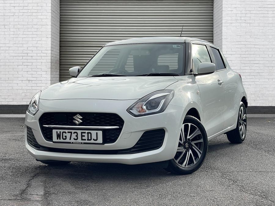  Suzuki Swift 1.2 Dualjet Hybrid SZ-L MT 2023 1